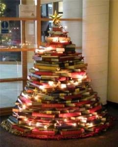 Christmas tree made of books 2