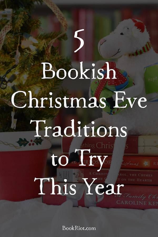 Start a new Christmas tradition this year! Start with one of these five ideas for bookish Christmas Eve traditions.