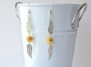 golden-snitch-dangle-earrings-harry-potter-inspired-quidditch-jewelry