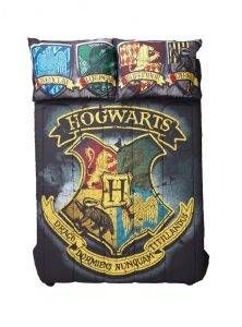 harry-potter-distressed-hogwarts-crest-full-queen-comforter