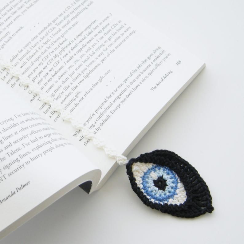 crochet eyes bookmark from curio crafts room