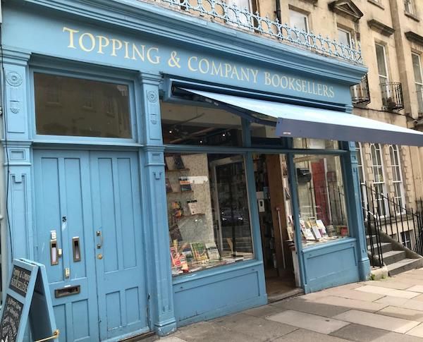 Topping and company bookshop outside. Picture taken by me (author of post).