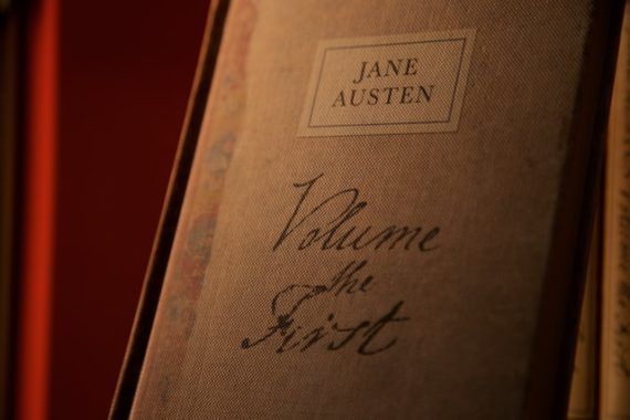 Photo of a Jane Austen book https://unsplash.com/photos/WmzeEeHnfW4
