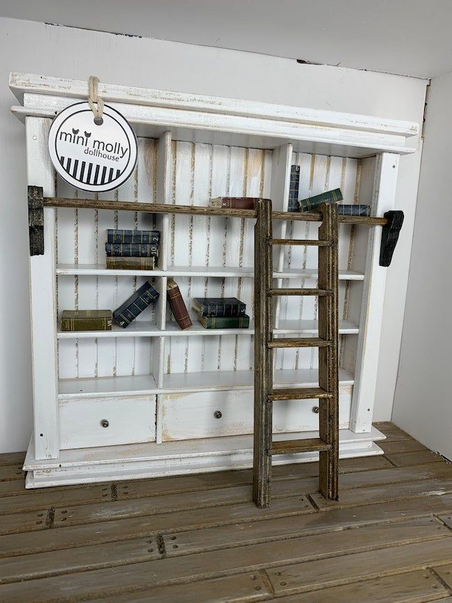 Dollhouse bookcase with ladder