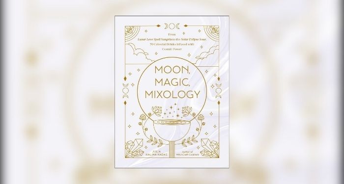 Book cover ofMoon, Magic, Mixology by Julia Halina Hadas