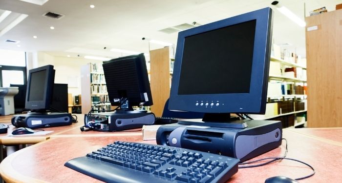 image of public library computers