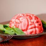 Image of a brain on a plate